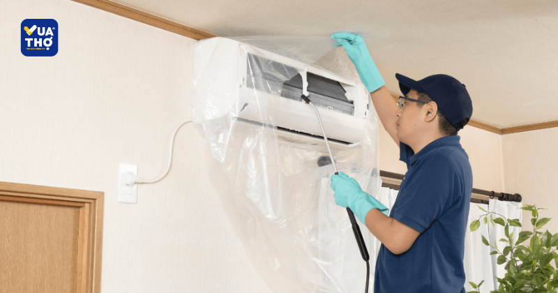 Chi phí sửa chữa và vệ sinh máy lạnh treo tường tại TP.HCM